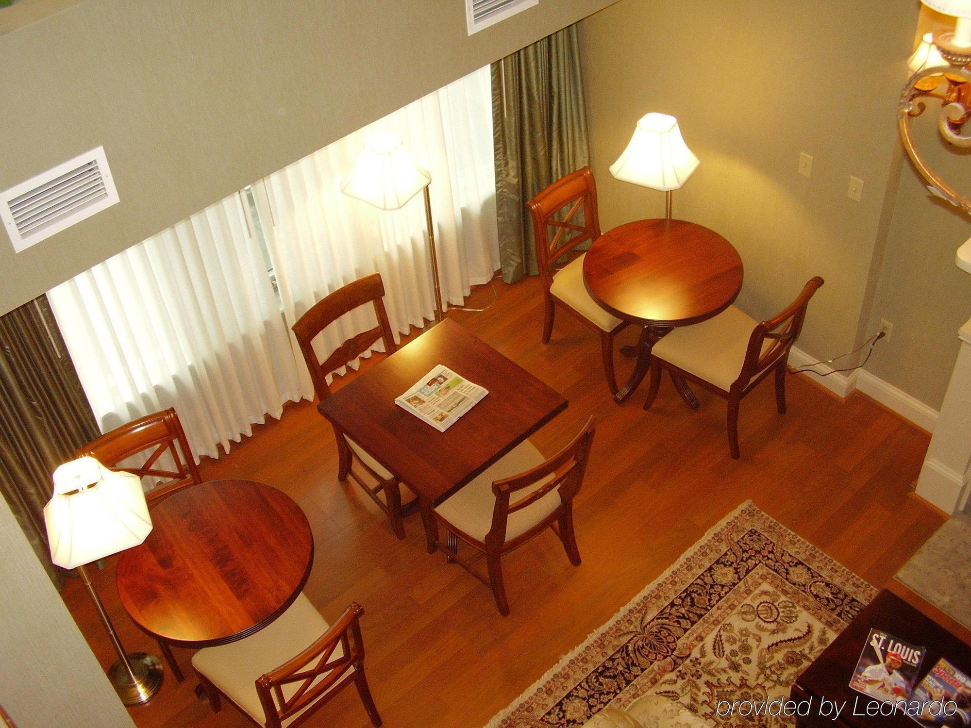 Clayton Plaza Hotel & Extended Stay Interior foto